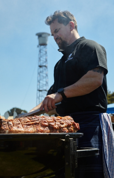 tom van rijk bbq gourmet catering hawke's bay